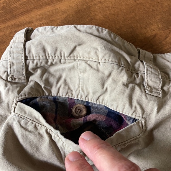 THE NEW IVY Men’s Khaki Shorts - Picture 9 of 10